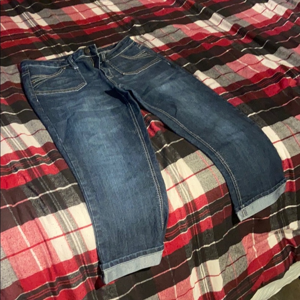 Earl Jeans Girl Capri Jeans